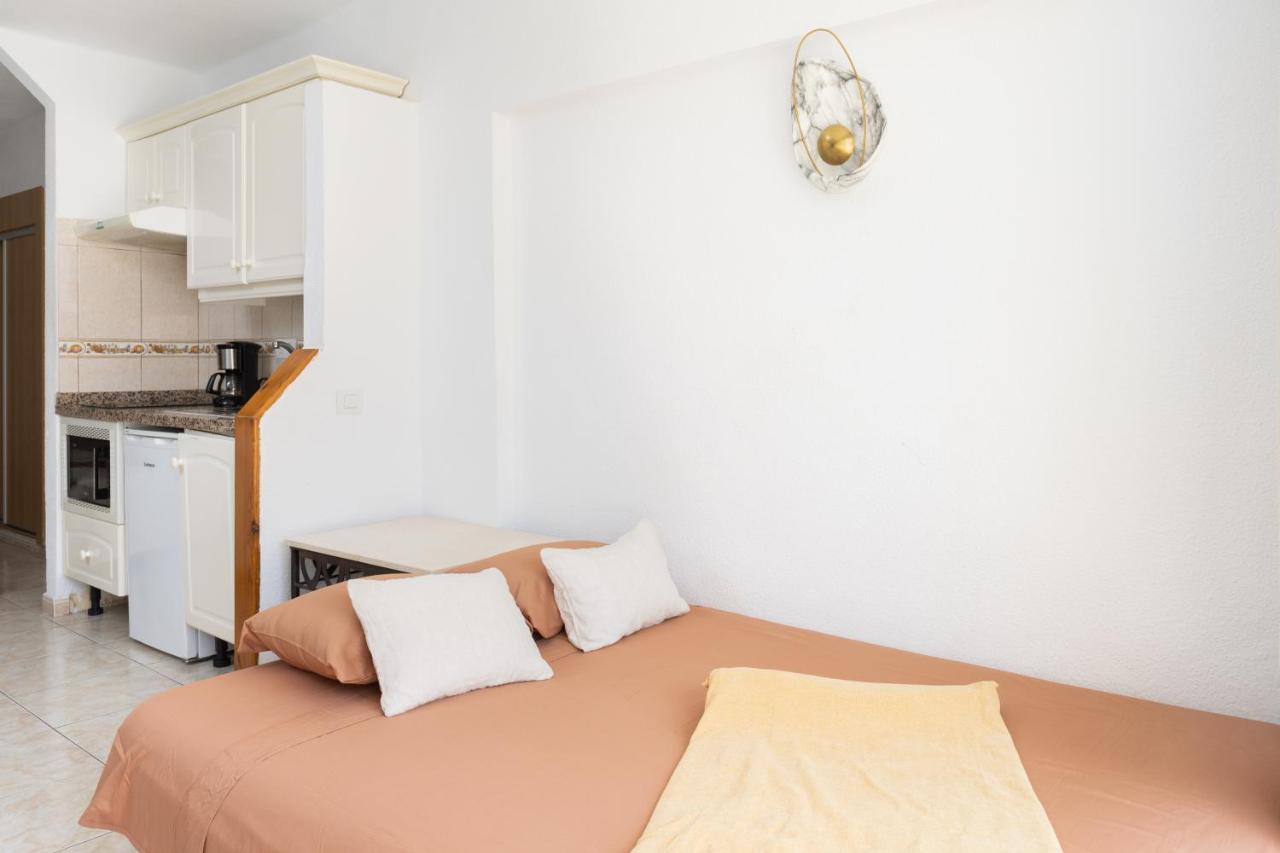 Classbnb - Studio 50M From Puerto Colon Beach 阿德耶 外观 照片